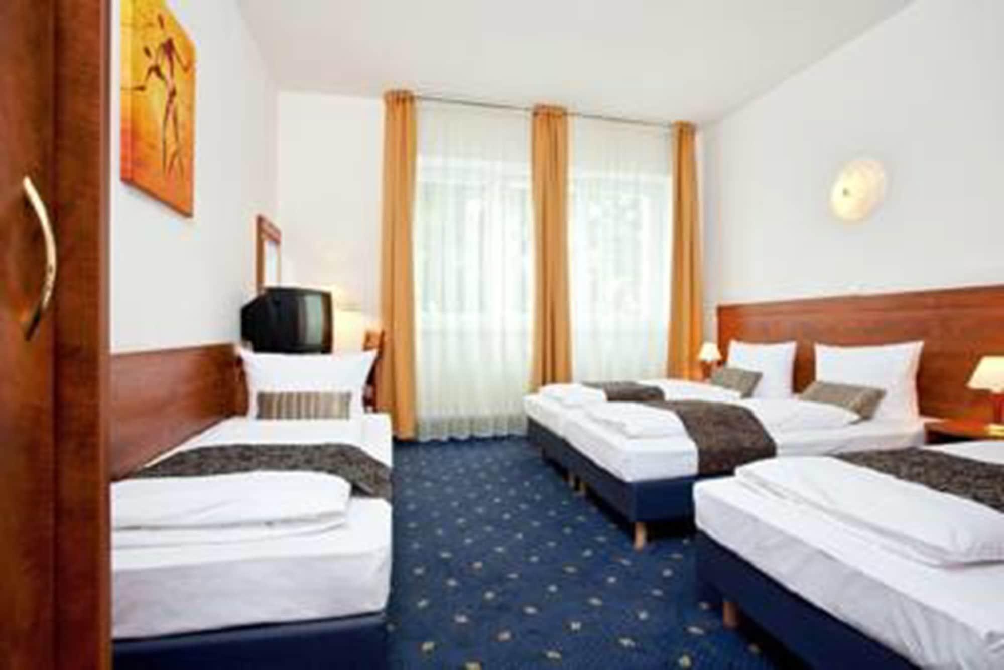 Hotel Atrium Charlottenburg Berlin Dış mekan fotoğraf