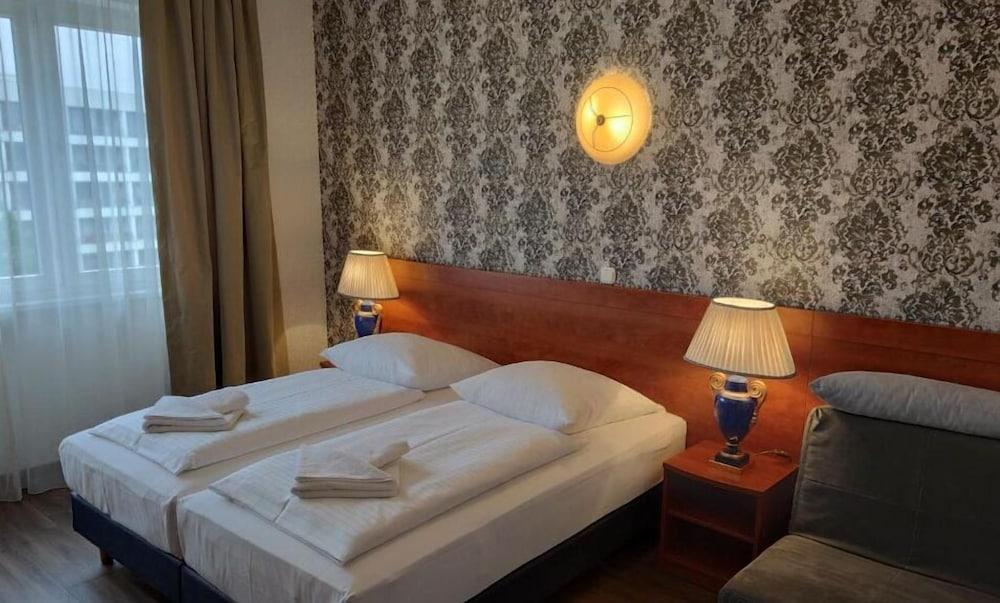 Hotel Atrium Charlottenburg Berlin Dış mekan fotoğraf