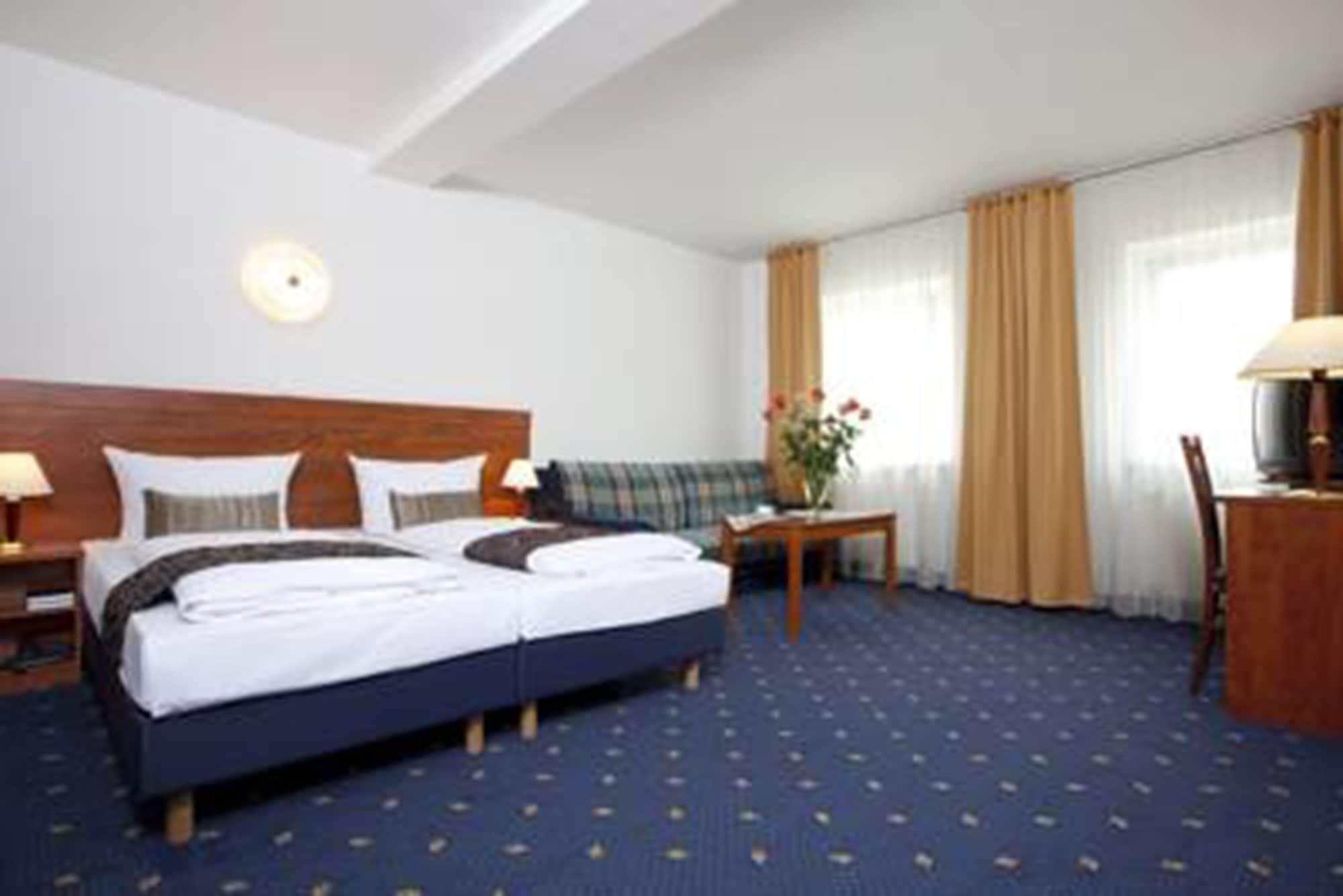 Hotel Atrium Charlottenburg Berlin Oda fotoğraf