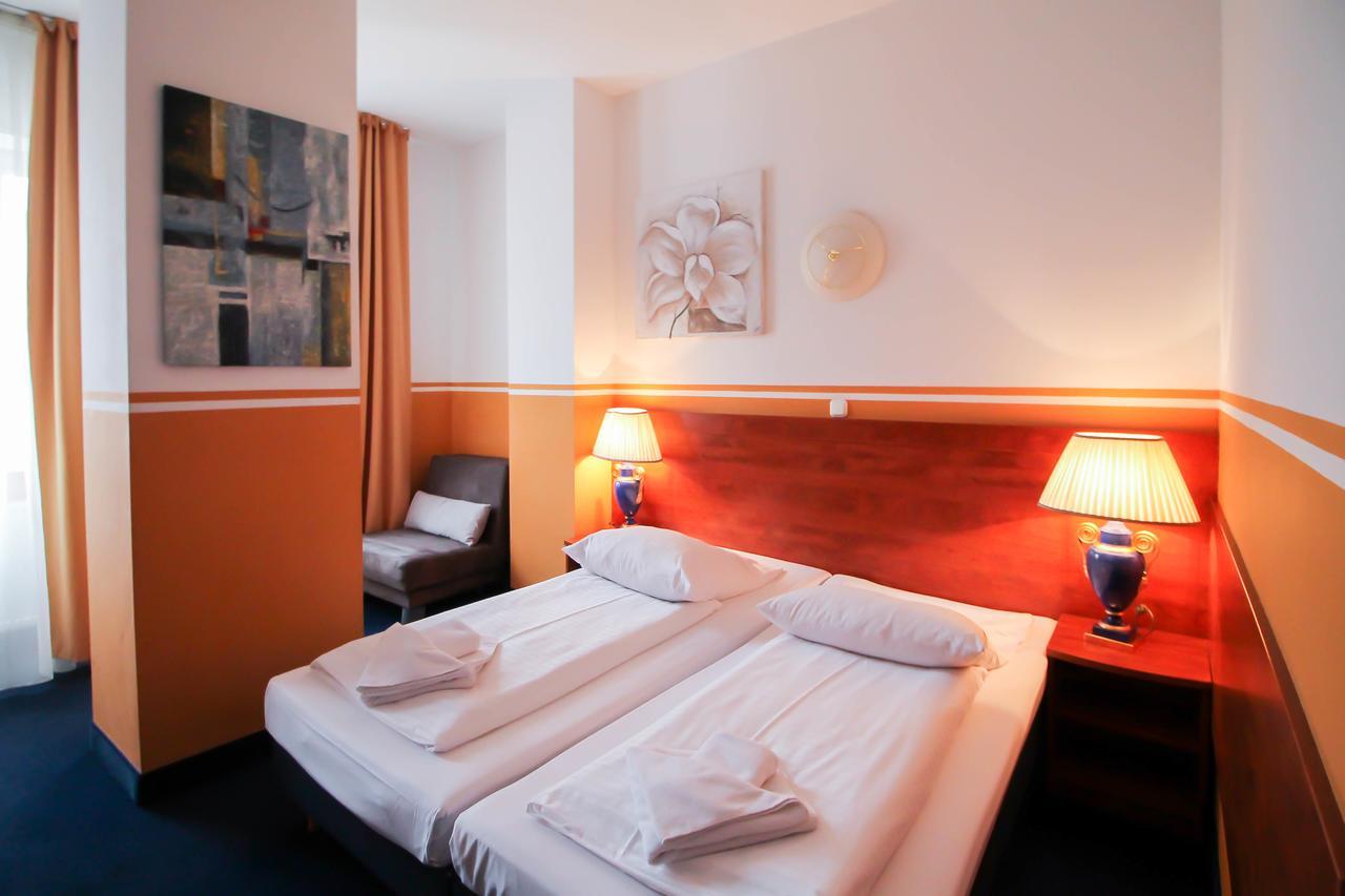 Hotel Atrium Charlottenburg Berlin Dış mekan fotoğraf