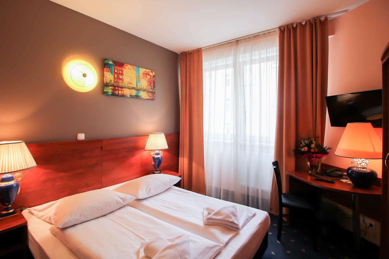 Hotel Atrium Charlottenburg Berlin Dış mekan fotoğraf