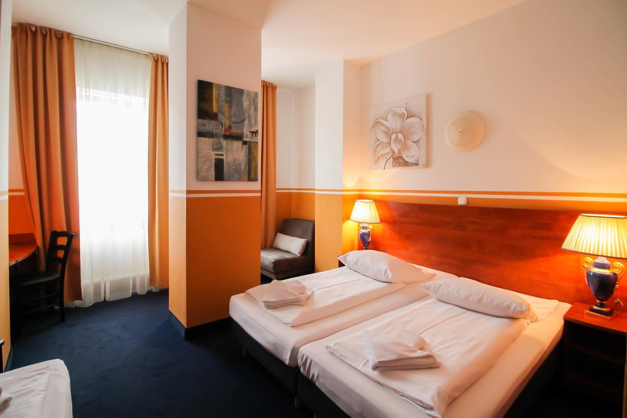 Hotel Atrium Charlottenburg Berlin Dış mekan fotoğraf