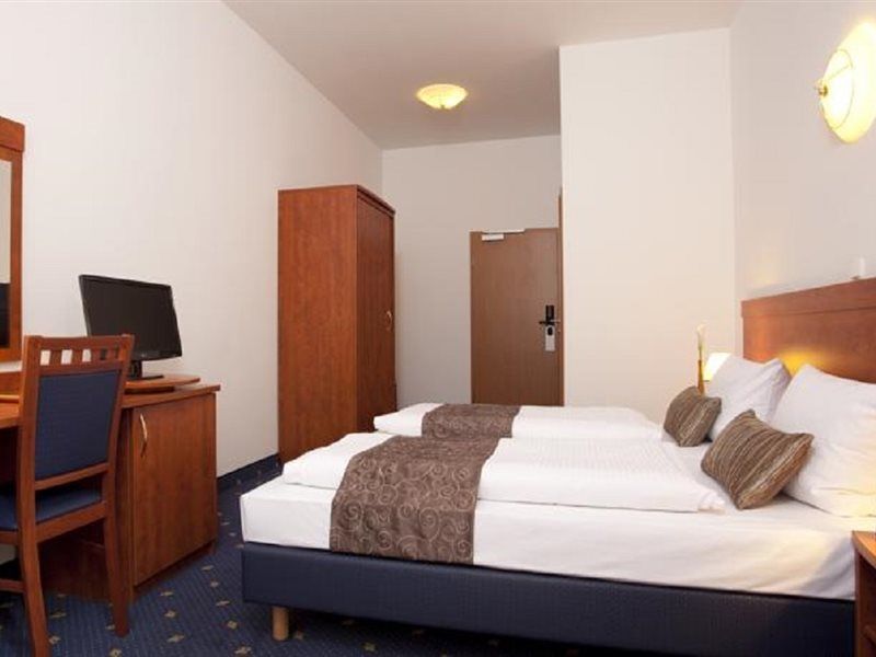 Hotel Atrium Charlottenburg Berlin Dış mekan fotoğraf